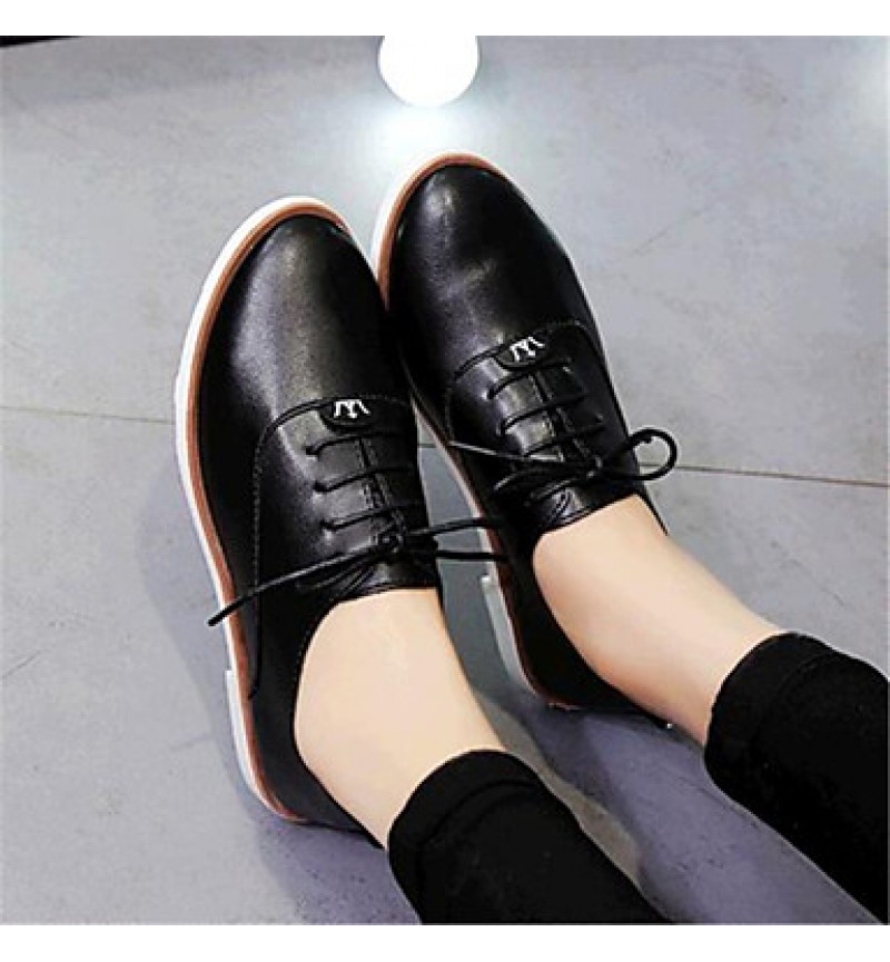 Women's Spring / Fall Comfort Leatherette Outdoor / Casual Flat Heel Lace-up Black / Blue / White